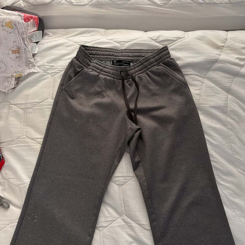 Under Armour Men's Gray Rival Fleece Joggers